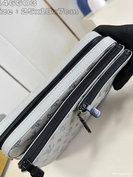 AAA Replica Ru TRIO MESSENGER VUITTON LOUIS 0530